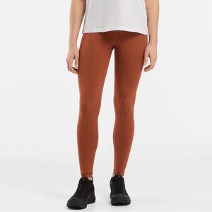 Arc’teryx Essent High Rise Legging 28” size 4